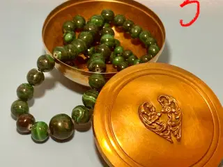 Vintage smykkeskrin sælges. Læs beskrivelsen. 