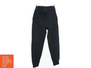 Joggingbukser i sort fra H&M (str. 170)