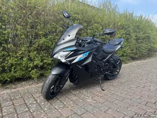 Suzuki GSXS 1000 F