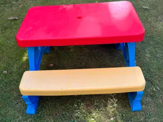 Bord og bænke sæt til børn
