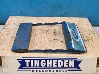 Ford 8210 Panel E0NN8A047BB