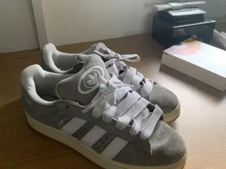 Adidas Campus 00s