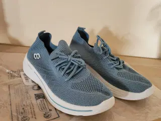Nye Sneakers (støvblå) str. 40