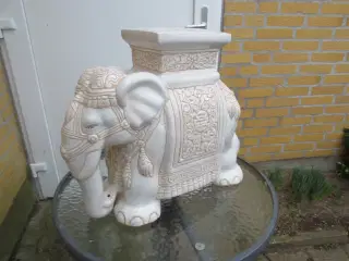 1 stk Porcelæns Elefant Længde 50 cm 