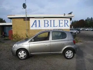 Toyota Yaris 1,0 Luna