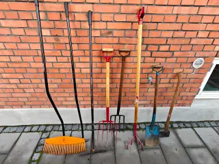Sæt med 8 stk. haveredskaber