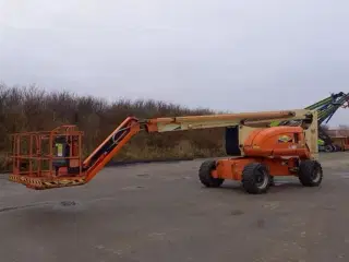 JLG 800 AJ