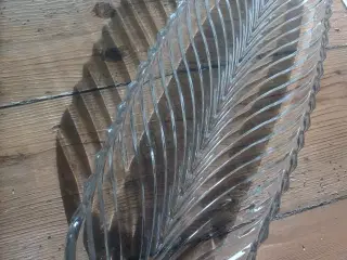 Glas fad ROULADE med krystal facet struktur