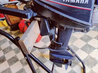 Yamaha 8 hk 