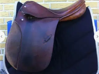 Brun Stübben Tristan dressursadel