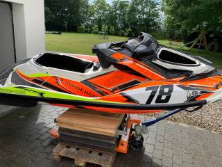 Seadoo RXP skrog med carbon top 