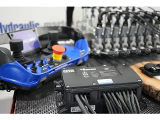 Forest Machine  Walvoil DPX 100 Valve LS 