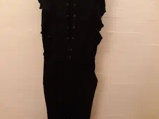 Pompdelux buksedragt, str 146 cm