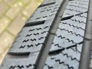 Vinterdæk 235/60R18 sælges
