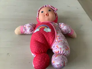 En sød meget blød dukke