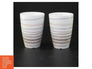 To stribede porcelænskrus fra Menu (str. Ø. 8 cm. længde, 11 cm)