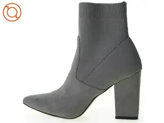 Sko fra Stevemadden (str. 24 cm)