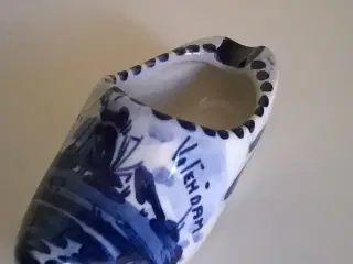 Træsko i porcelæn