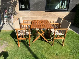 4 hyllinge stole  1 bord