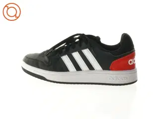 Sko fra Adidas (str. 36 og 2 tredje del)