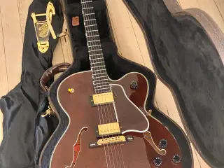 Gibson Cher Atkins Country Gentleman