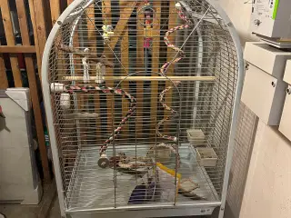 Hvidt metal fuglebur