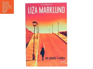 En Plads I Solen af Liza Marklund (Bog)
