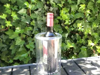 Termo-vinkøler i klar plast