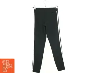 Træningsbukser fra Adidas (str. 140 cm)