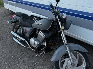 Lifan 250 starter og køre godt!