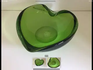 Grøn glasskål 