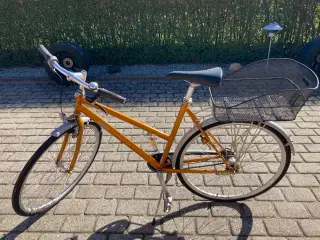 Damecykel kun lidt brugt