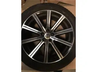 Originale 4 stk. VOLVO 20x9,5" alu fælge med dæk.