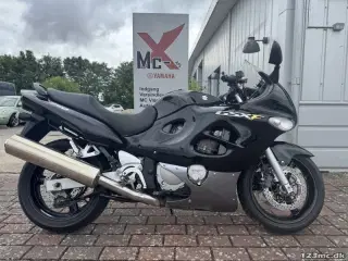 Suzuki GSX 750 F
