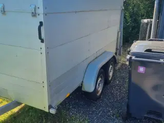 Lukket trailer