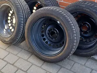 Nye dæk på nye stålfælge