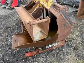 - - - 40 CM SOKKELSKOVL MED S45 BESLAG