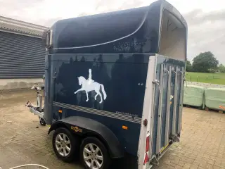 Hestetrailer Humbaur Pegasus