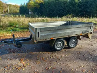 Nysynet 1000kg. Brenderup boogie trailer sælges