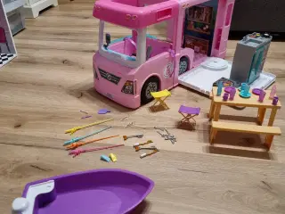 Barbie 3-i-1 Dream Camper van