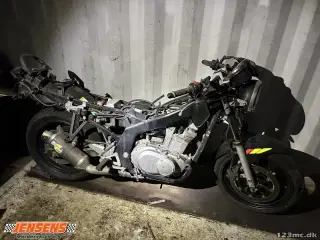 Suzuki GS 500 E