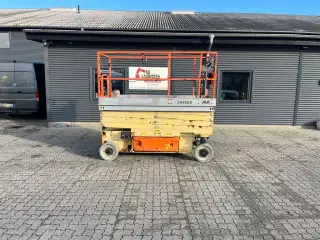 JLG 2646E3 2700kg sax lift.