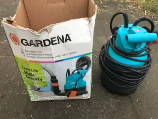 Gardena vandpumpe