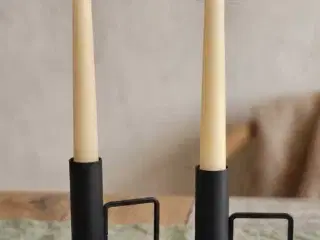 2 stk. Sorte Lysestager | Stilrent & let materiale