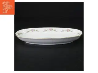 Porcelænsfad med blomstermotiv fra Benedikte (str. 23 x 13 og en halv cm)
