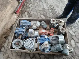 - - - El motor 0,75 kW 3 stk.