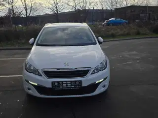 Peugeot 308 1.6 BlueHDi Diesel med træk 