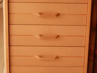 Hammel kommode med seks skuffer