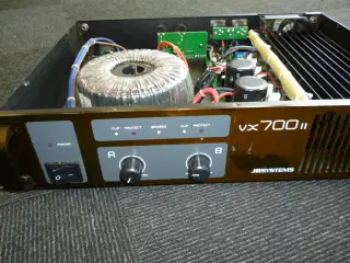 700 Watt forstærker