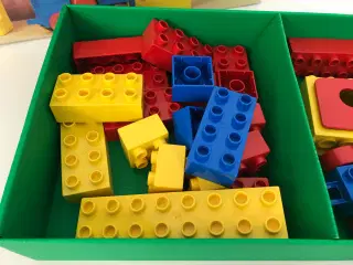 Vintage LEGO DUPLO '1957' (1985)